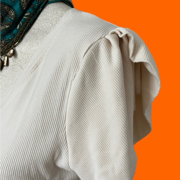 NWOT - HYFVE T-TOP BUTTON UP STYLISH SIZE L - Picture 4 of 8